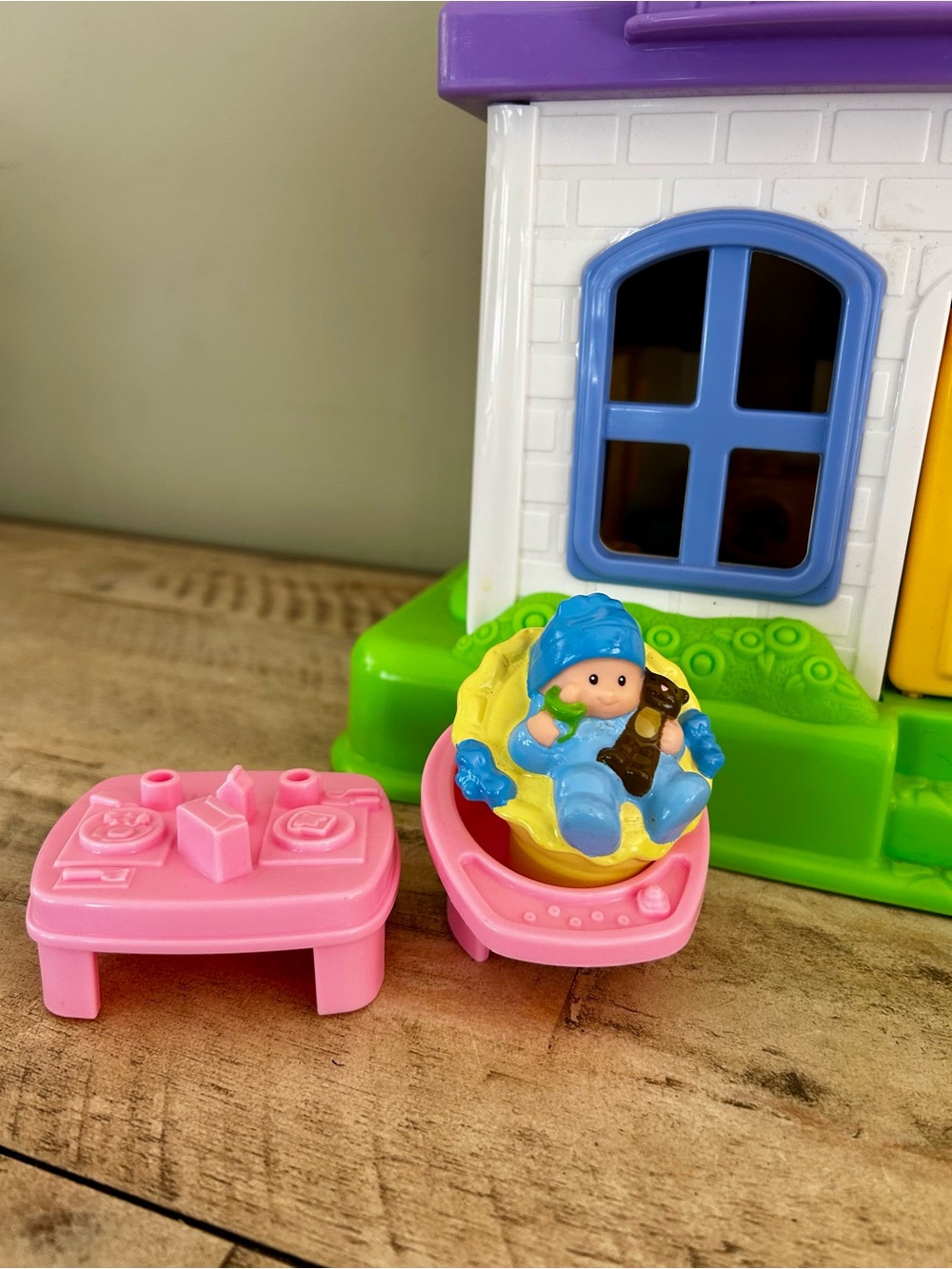 2008 Fisher Price Little People Happy Sounds Home, complete! - Picture 3 of 4